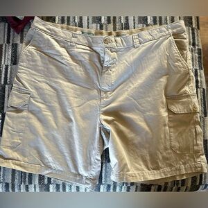 Men's Tan Cargo Shorts